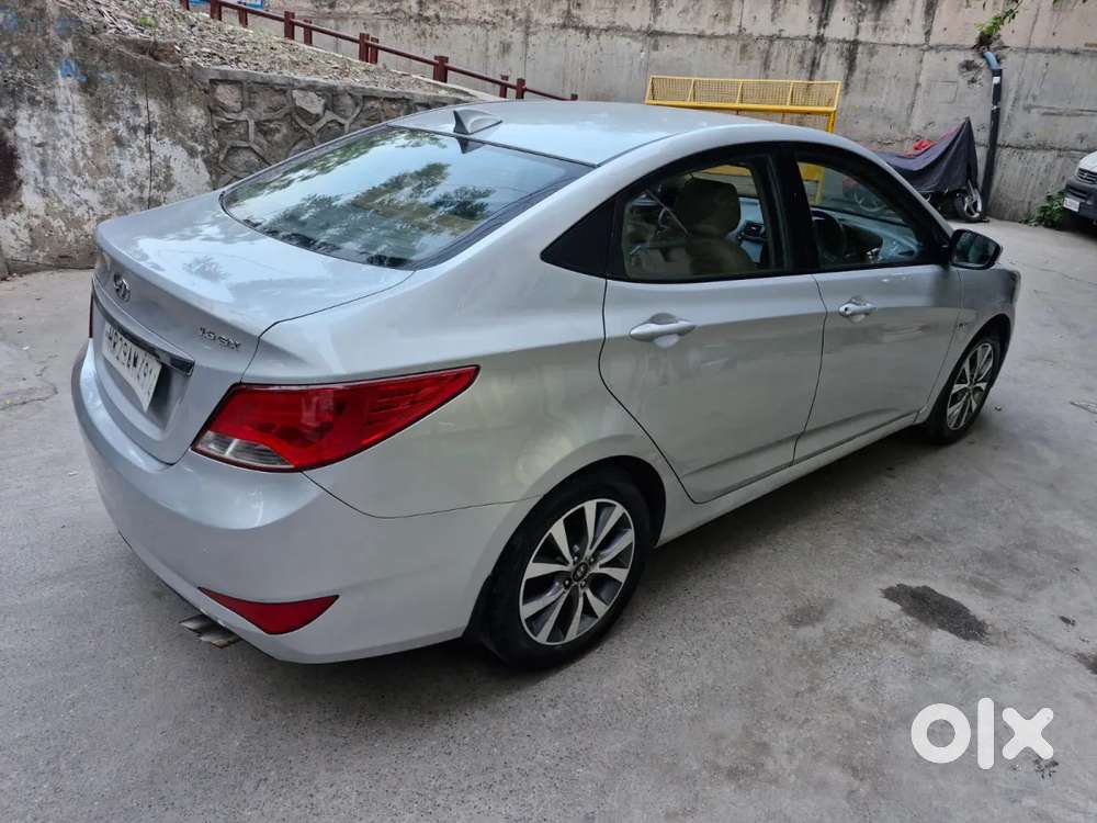 Hyundai Verna Fluidic 1.6 Vtvt Sx, 2016, Petrol