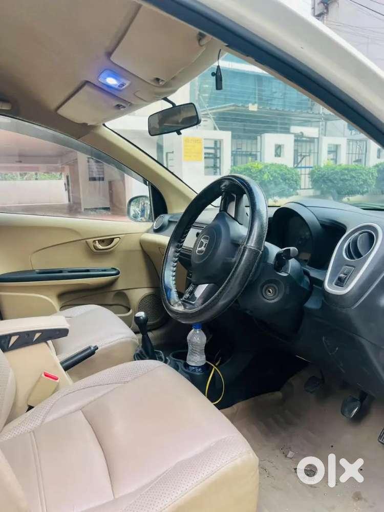 Honda Mobilio 2015 Diesel 120532 Km Driven