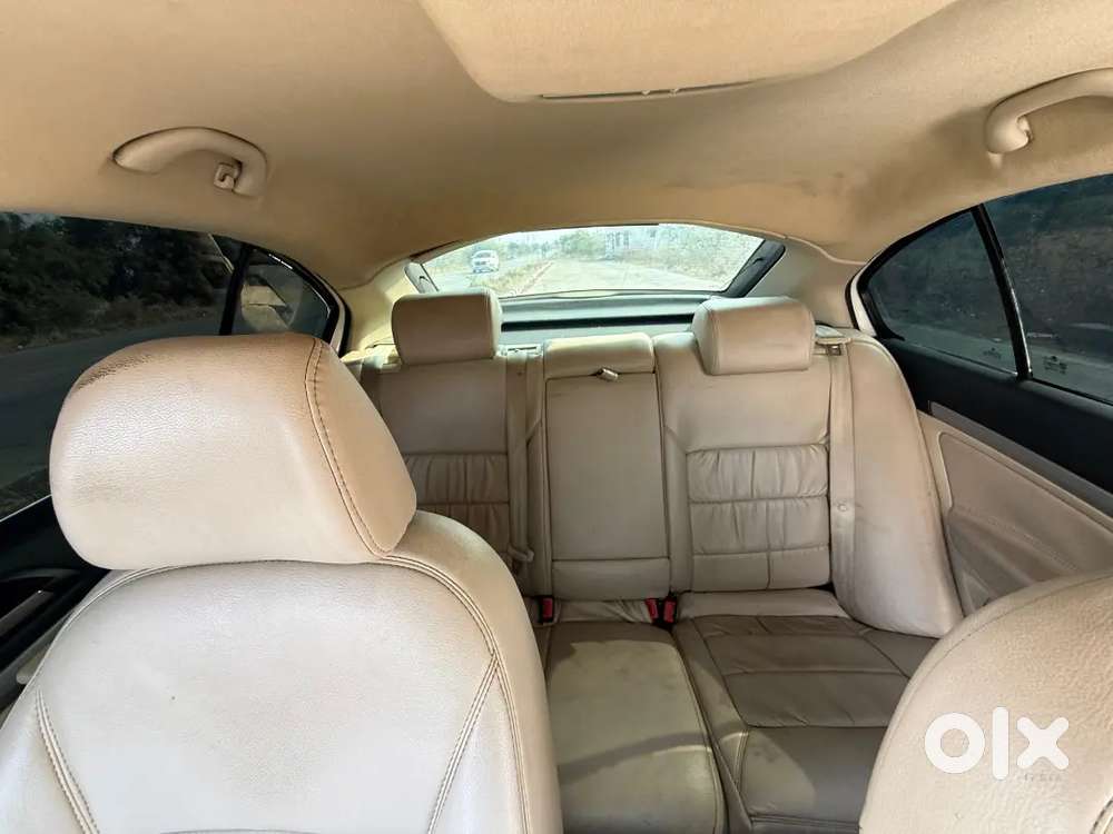 Skoda Laura 2013 Diesel 98000 Km Driven