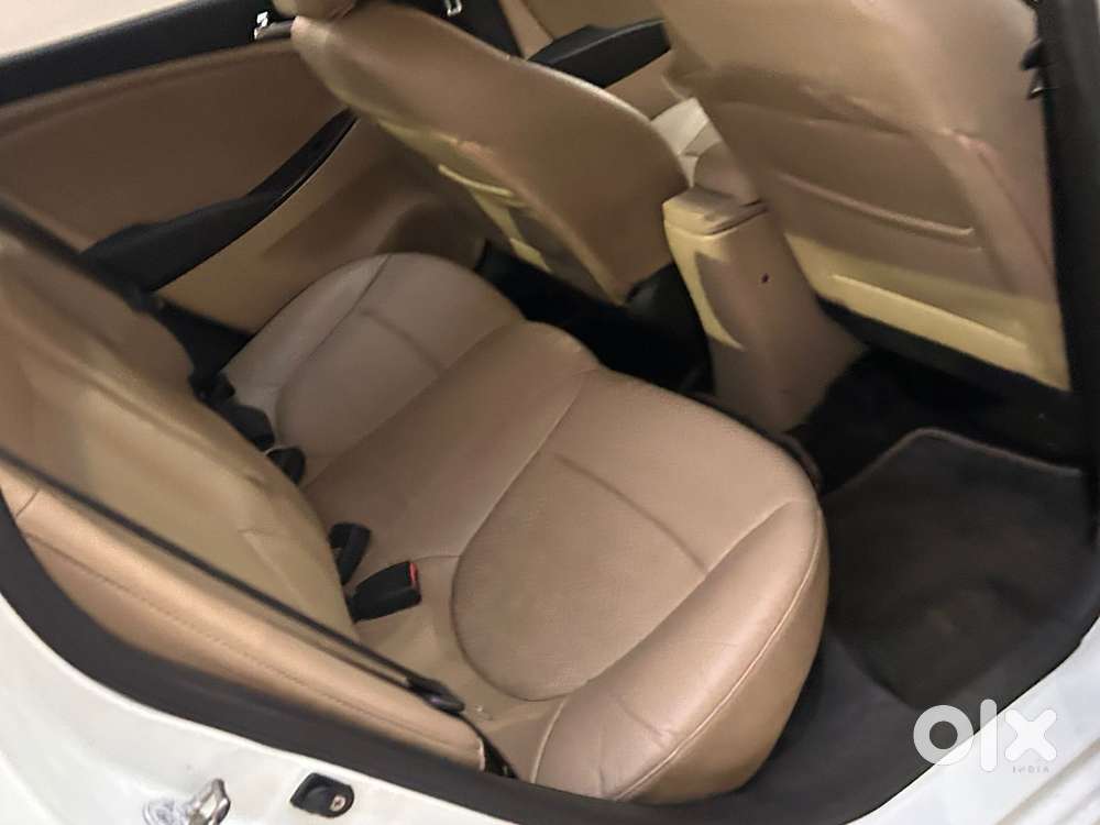 Hyundai Verna Vtvt 1.6 At Sx Plus, 2012, Petrol