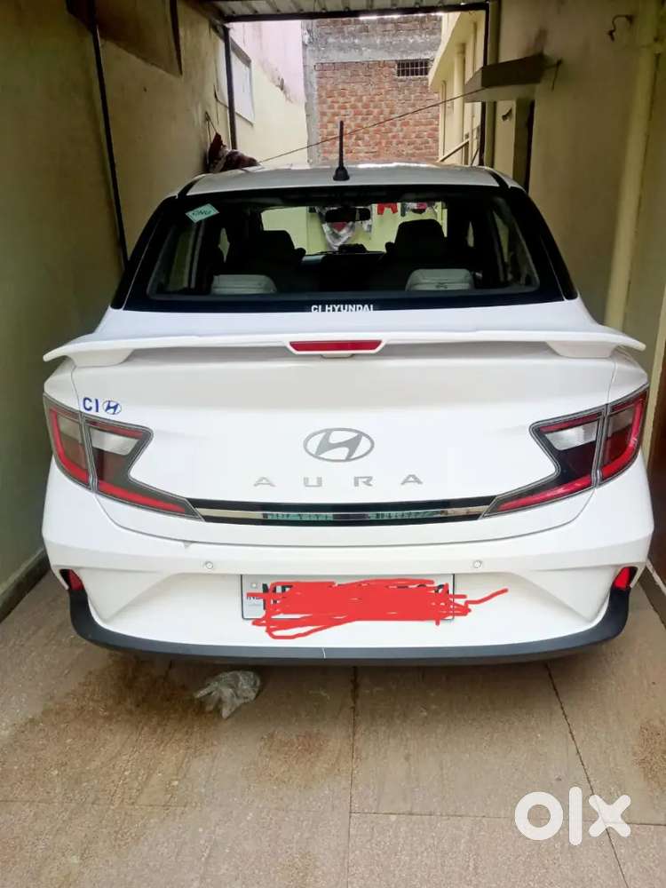 Hyundai Aura 2023 Cng & Hybrids 18000 Km Driven