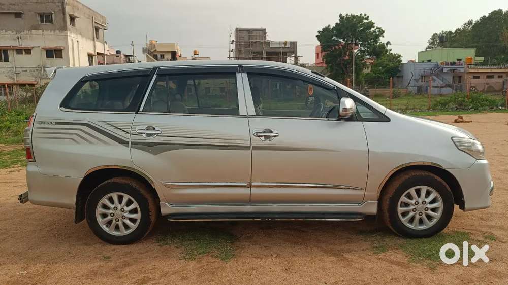 Toyota Innova 2.5 Vx 2012 Model Second Owner