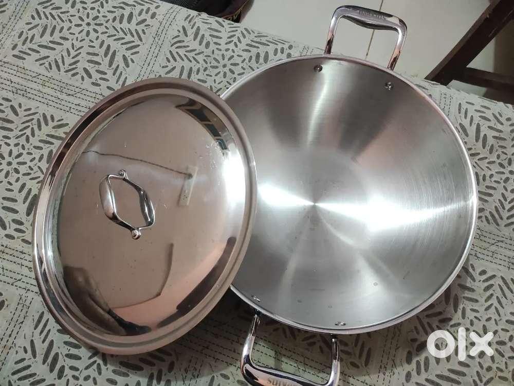 HAWKINS 6 Litres TRIPLY Stainless Steel kadhai with Lid