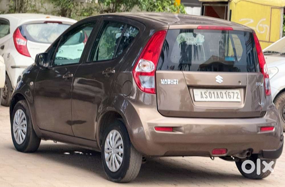 Maruti Suzuki Ritz Lxi, 2010, Petrol