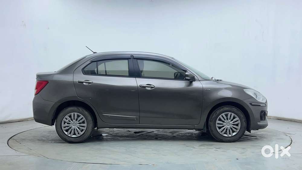 Maruti Suzuki Dzire 1.2 Vxi Amt, 2017, Petrol