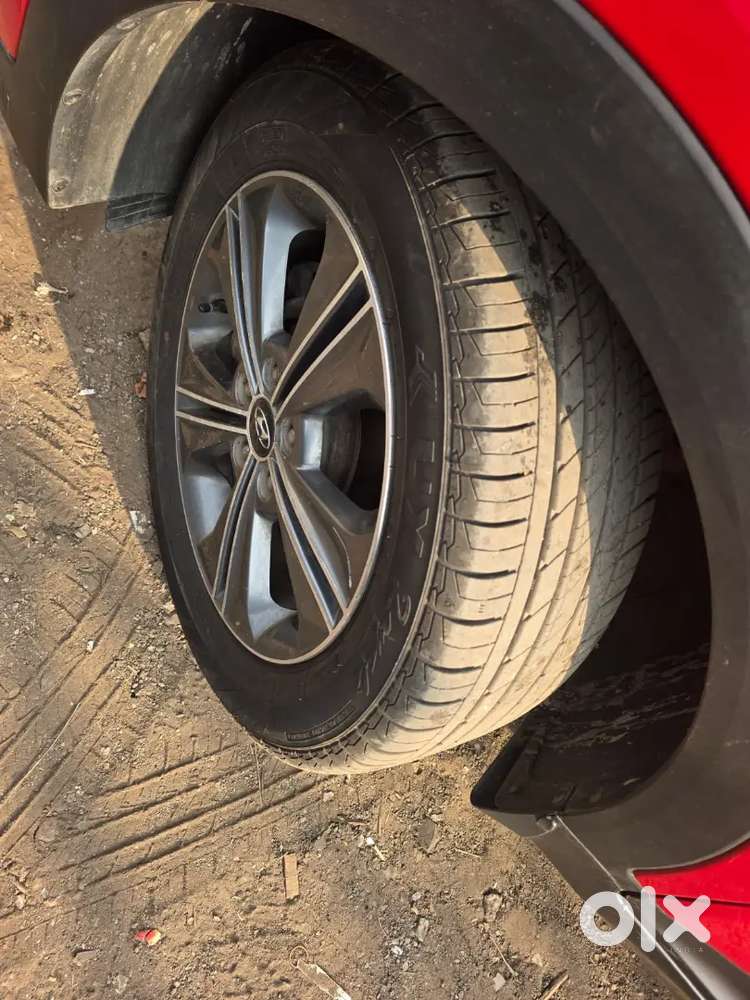 6 Airbags Topend Creta Diesel