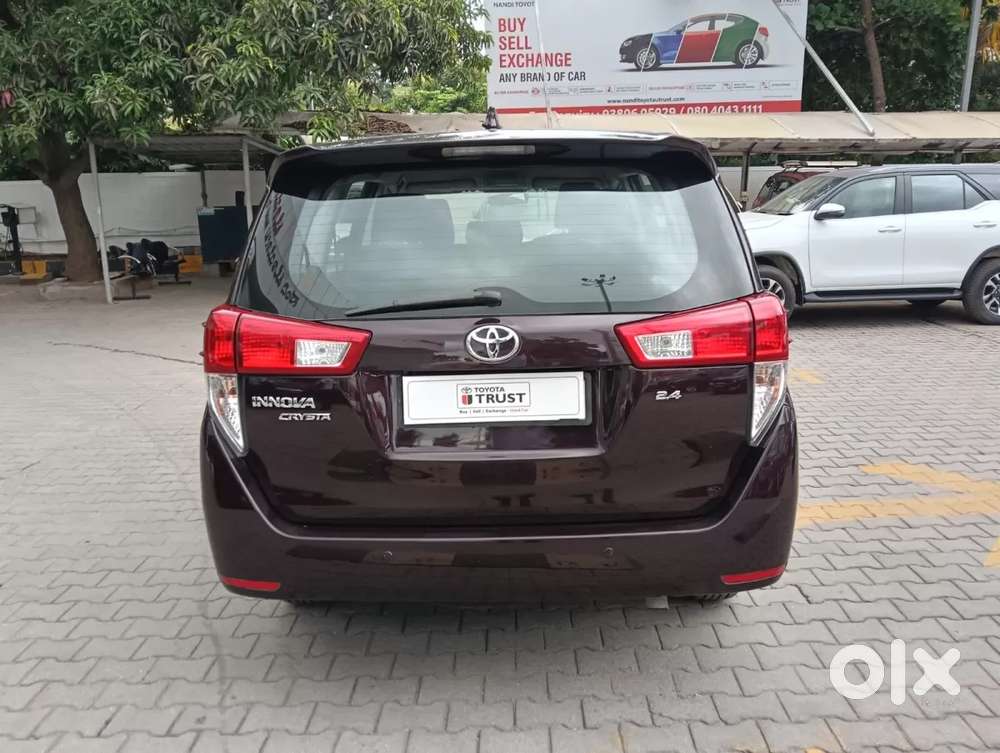 Toyota Innova Crysta 2.4 V 7 Str, 2017, Diesel
