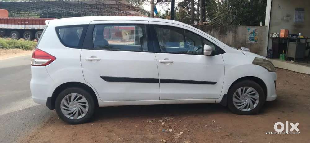 Maruti Suzuki Ertiga 2012 Diesel 141000 Km Driven,good Condition