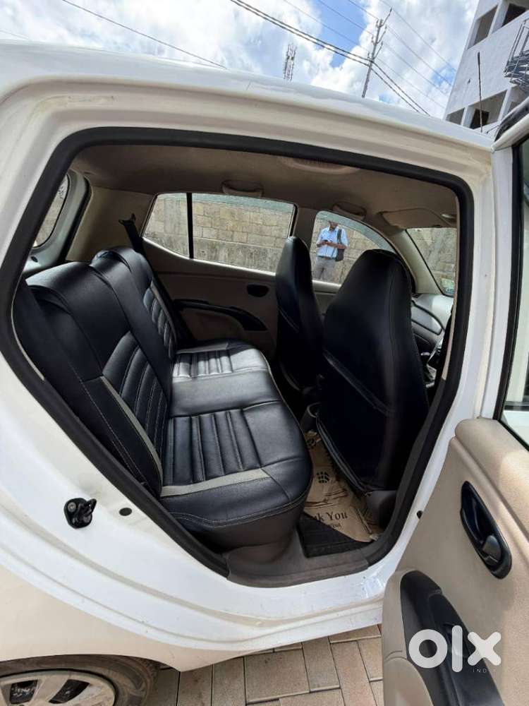 Hyundai I10 Magna O, 2015, Petrol