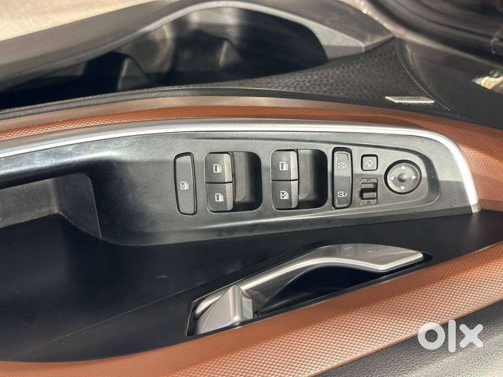 Hyundai Alcazar Signature, 2021, Petrol