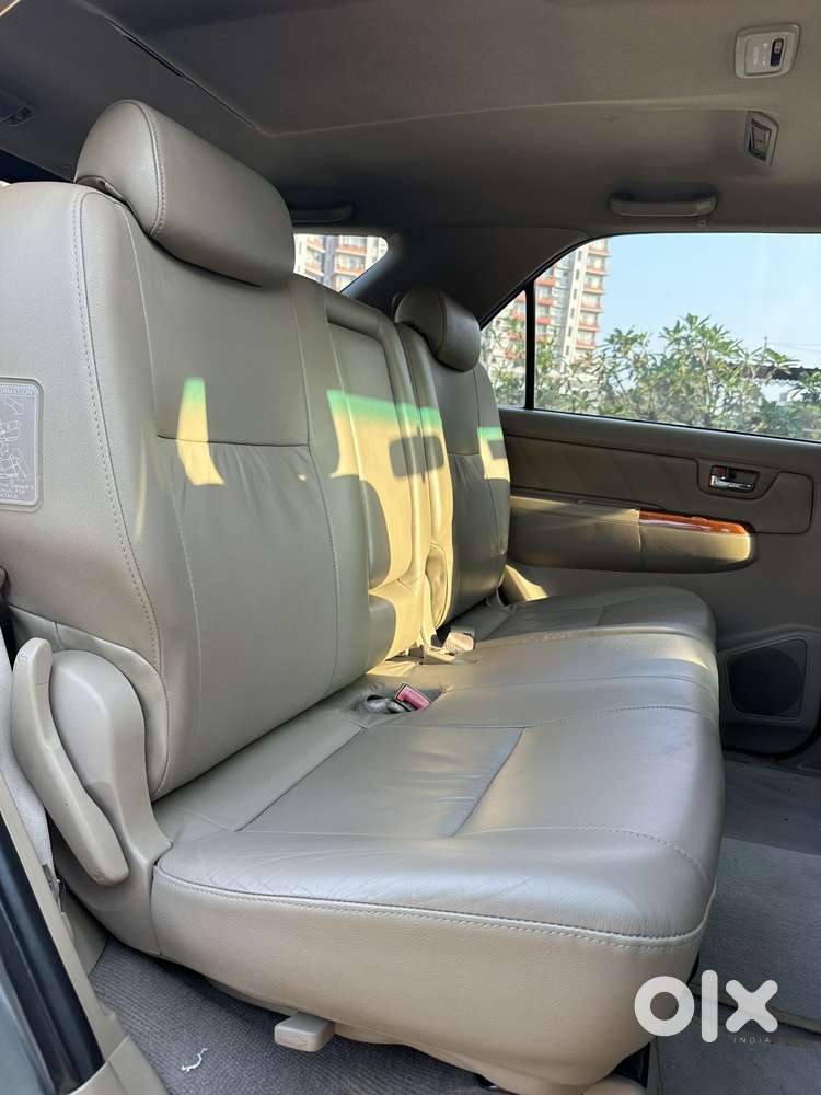 Toyota Fortuner 3.0 4x4 Manual, 2011, Diesel