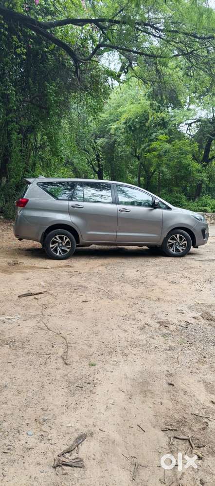 Toyota Innova Crysta 2.4 G Mt, 2021, Diesel