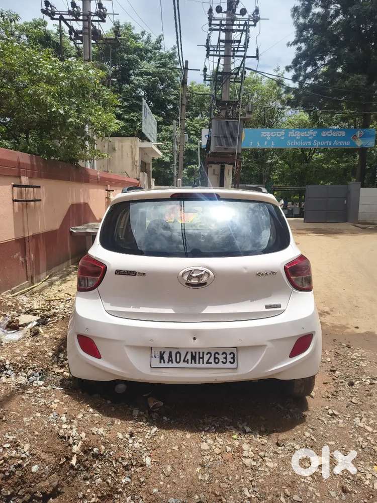 Hyundai Grand I10 Automatic 2014 Petrol 88000 Km Driven