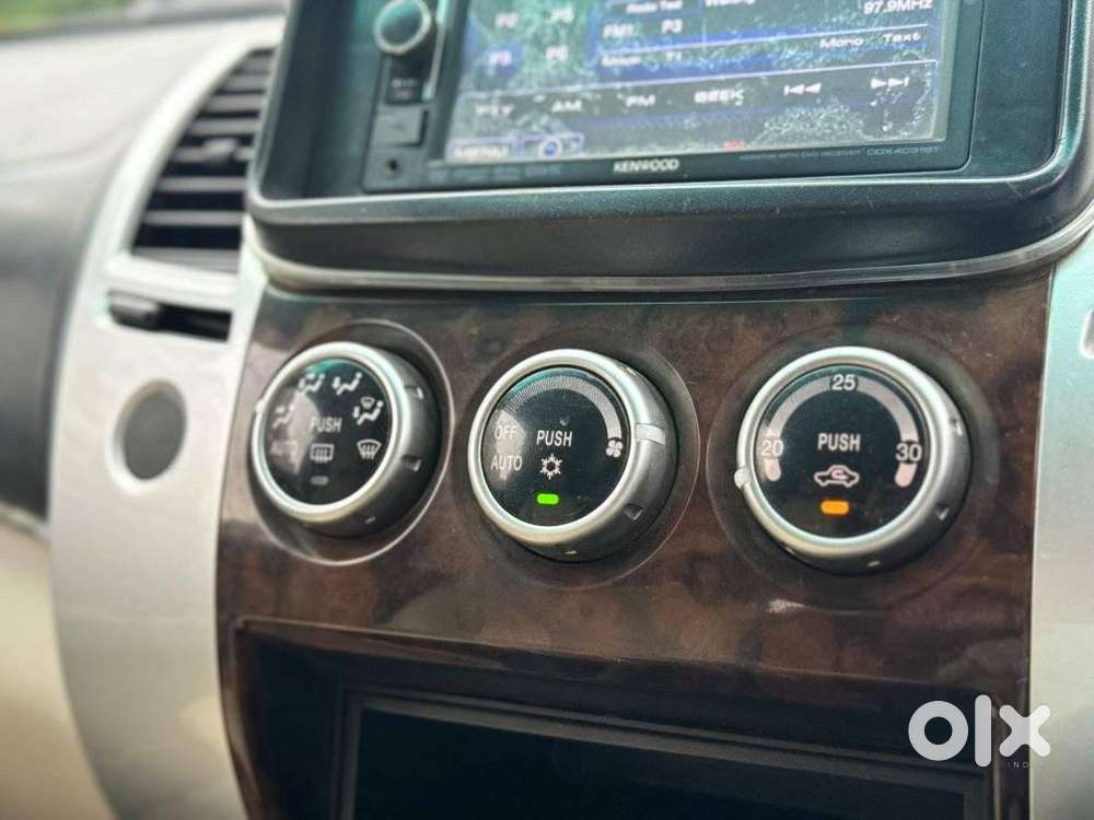 Mitsubishi Pajero Sport 2.5 Manual, 2014, Diesel