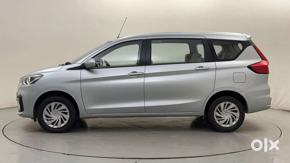 Maruti Suzuki Ertiga Vxi At, 2023, Petrol