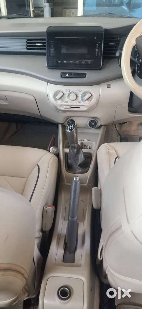 Maruti Suzuki Ertiga 1.5 Vxi, 2021, Petrol