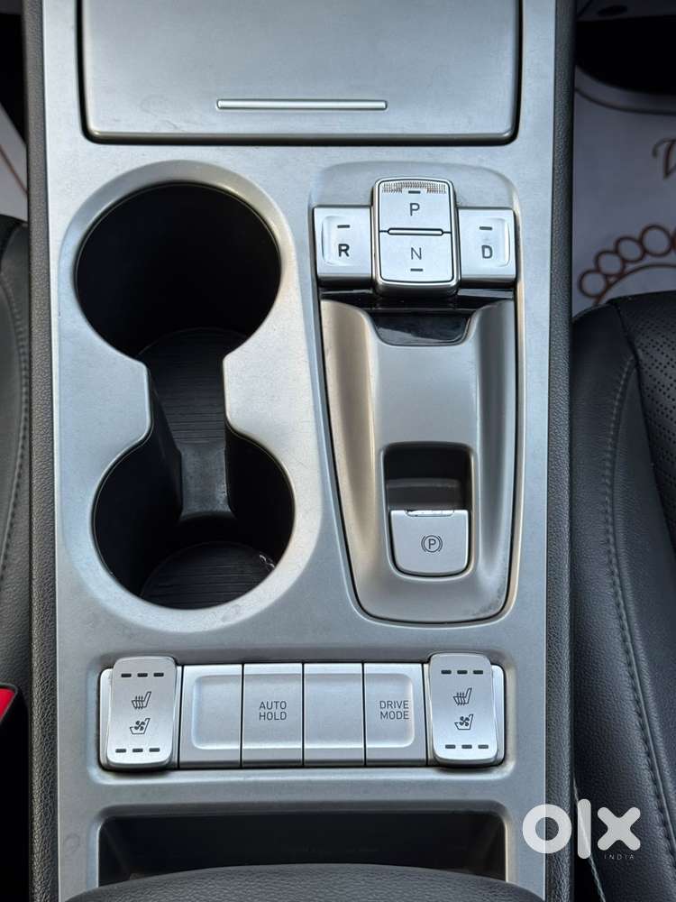 Hyundai Kona Electric Premium Dual Tone, 2020, Electric