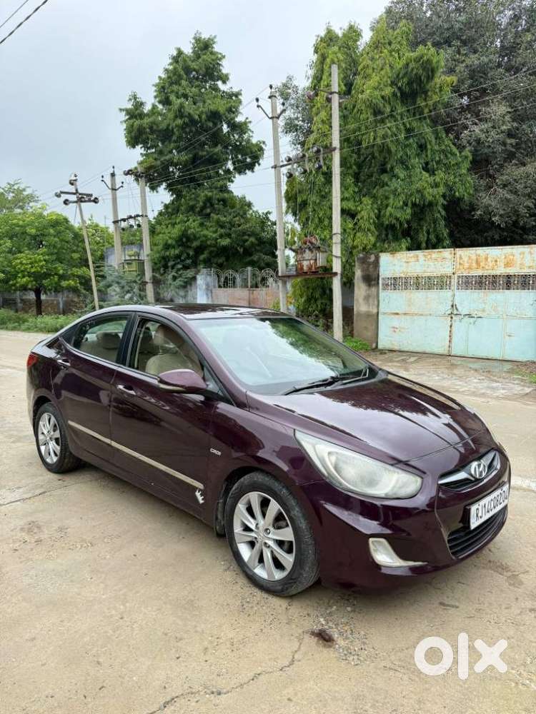 Hyundai Verna Fluidic 1.6 Crdi Sx, 2012, Diesel