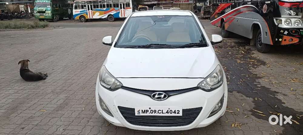 Hyundai Asta I20 2012 Petrol 95000 Km Driven