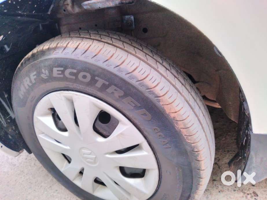 Maruti Suzuki Swift Lxi Optional-o, 2016, Petrol