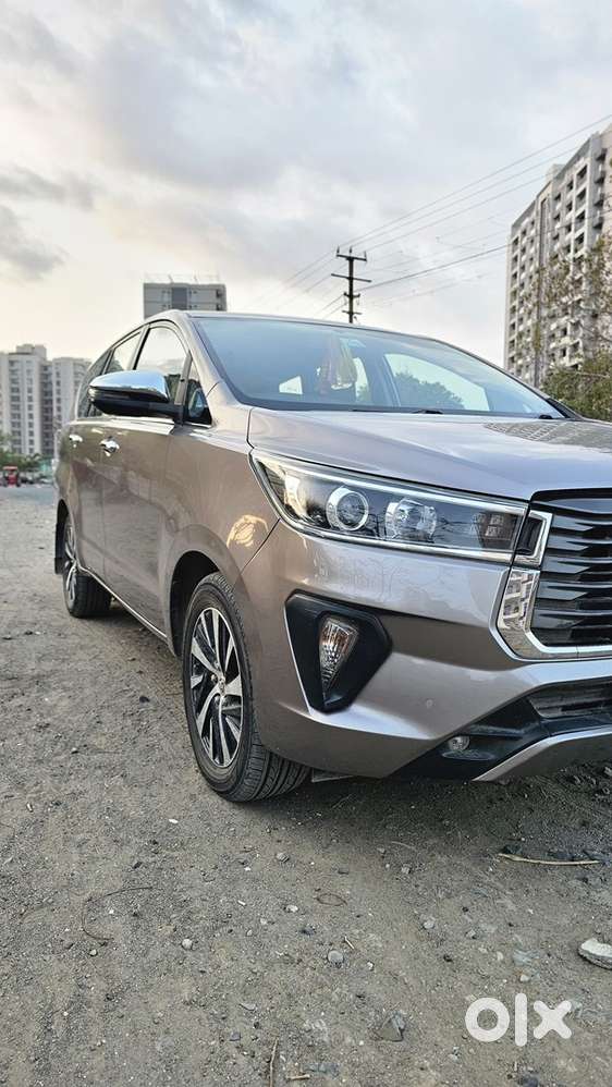 Toyota Innova Crysta