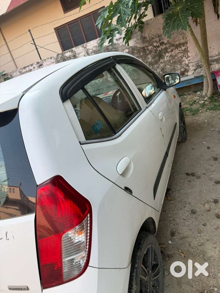 Hyundai Grand I10 2011 Petrol