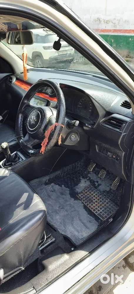 Maruti Suzuki Swift 2019 Cng & Hybrids 75000 Km Driven