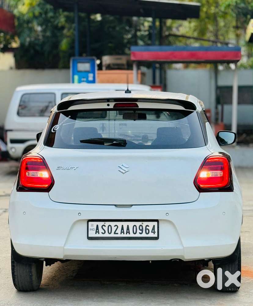 Maruti Suzuki Swift 2018 Zxi Plus, 2020, Petrol