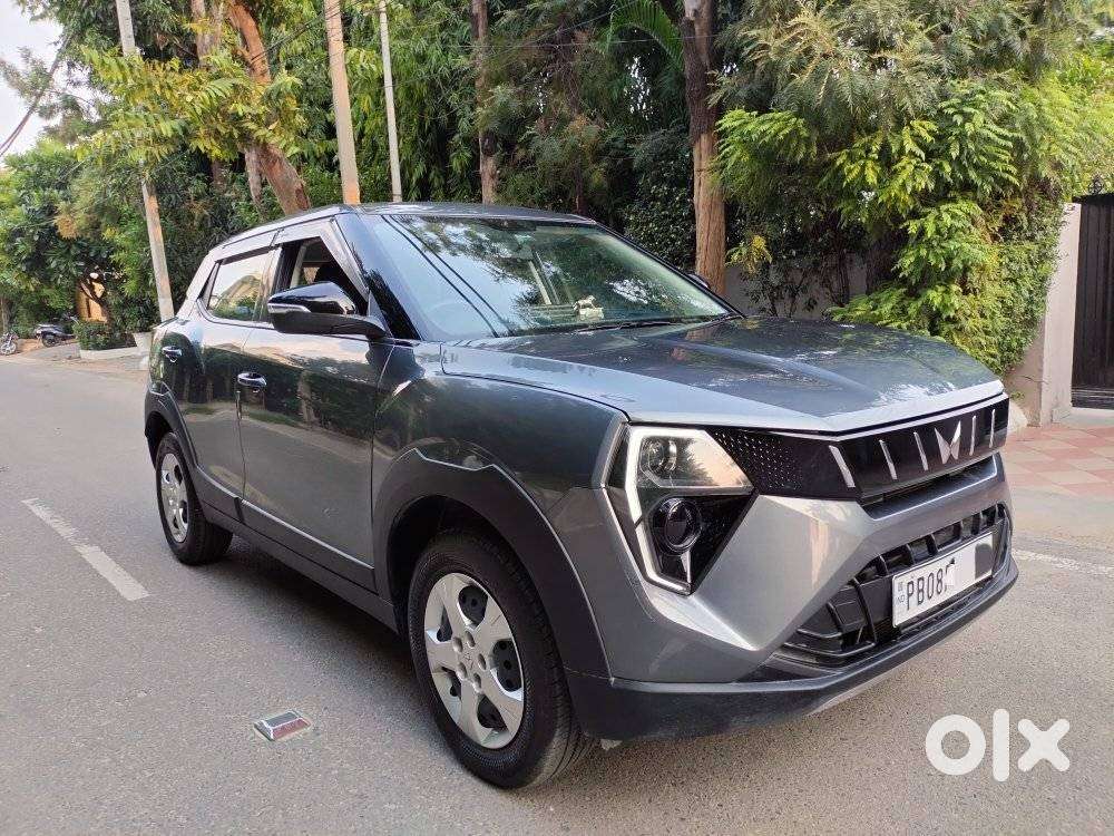 Mahindra Xuv 3xo Mx3, 2025, Petrol