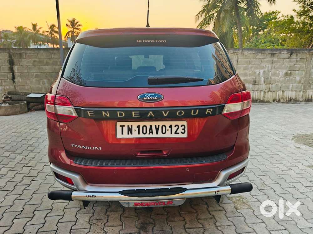 Ford Endeavour 2.2 Titanium 4x2 At, 2016, Diesel