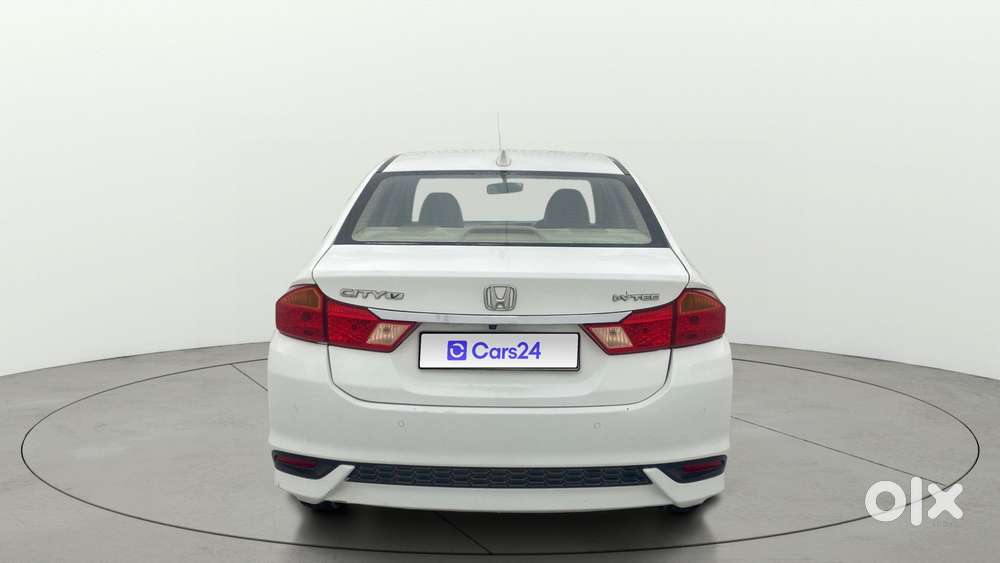 Honda City I-vtec V, 2020, Petrol