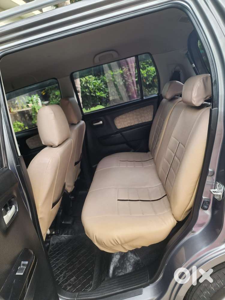 Maruti Suzuki Wagon R 1.0 Vxi Plus Amt, 2017, Petrol