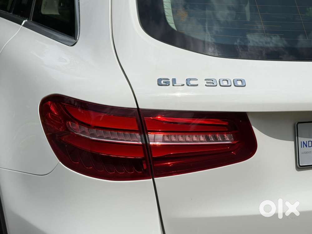 Mercedes-benz Glc, 2019, Petrol