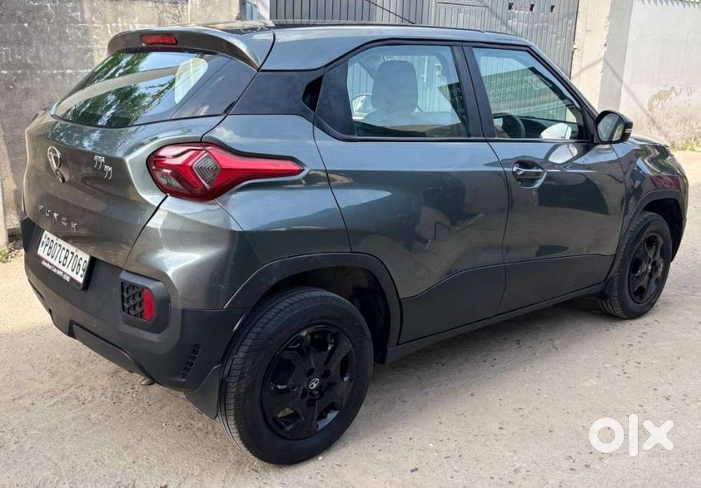 Tata Punch, 2022, Petrol