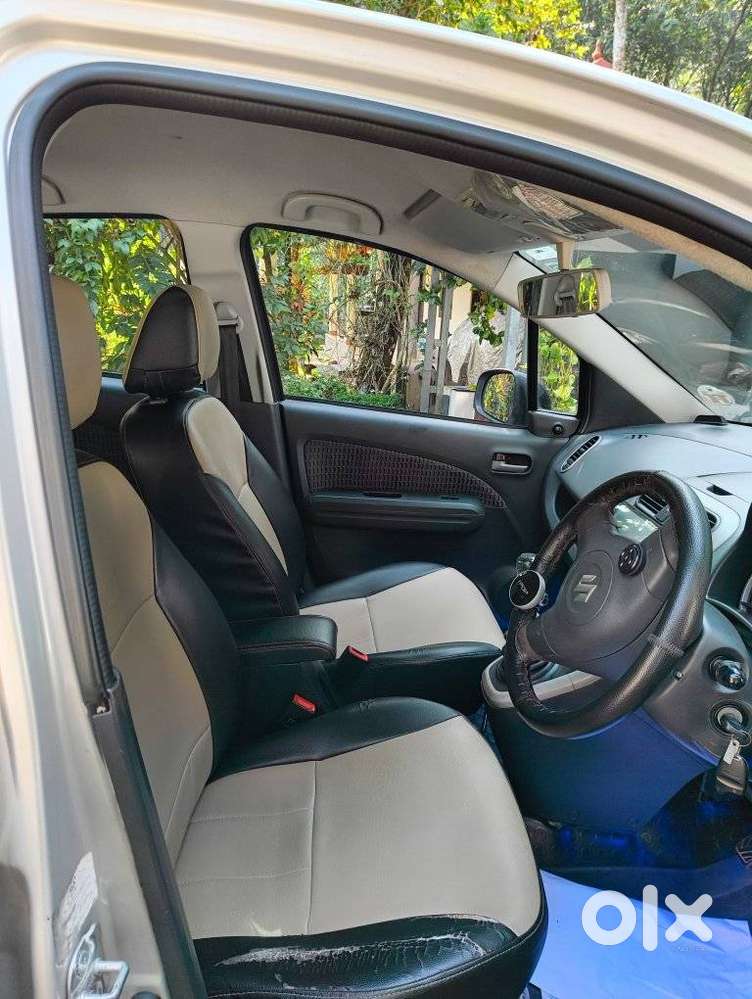 Maruti Suzuki Ritz Genus Vxi, 2014, Cng & Hybrids