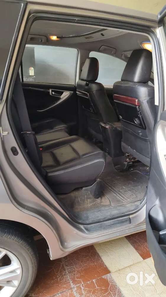 Toyota Innova Crysta 2016 Diesel Manual