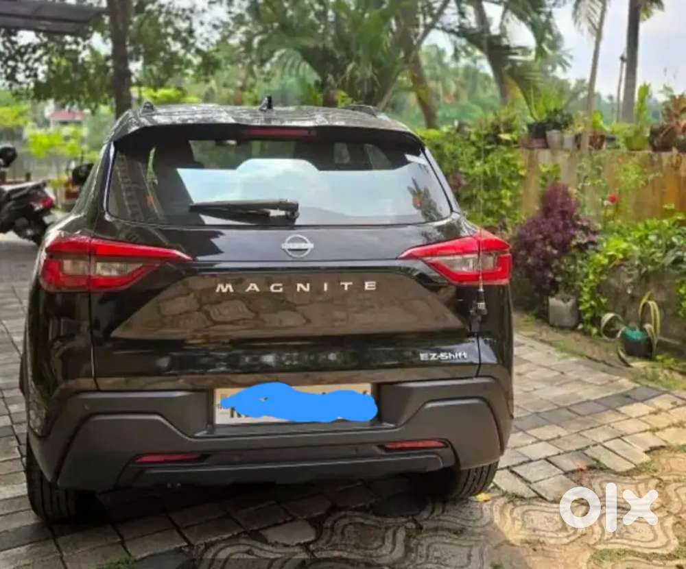 Nissan Magnite Kuro Edition Automatic