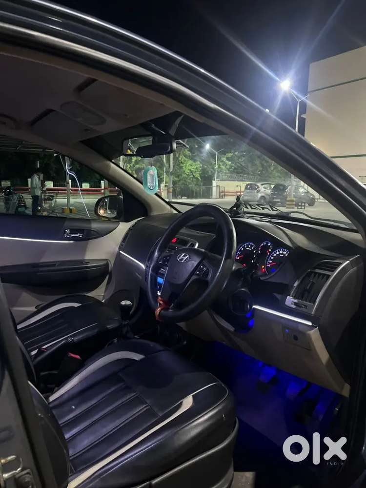 Hyundai I20 Sportz 2012 Car