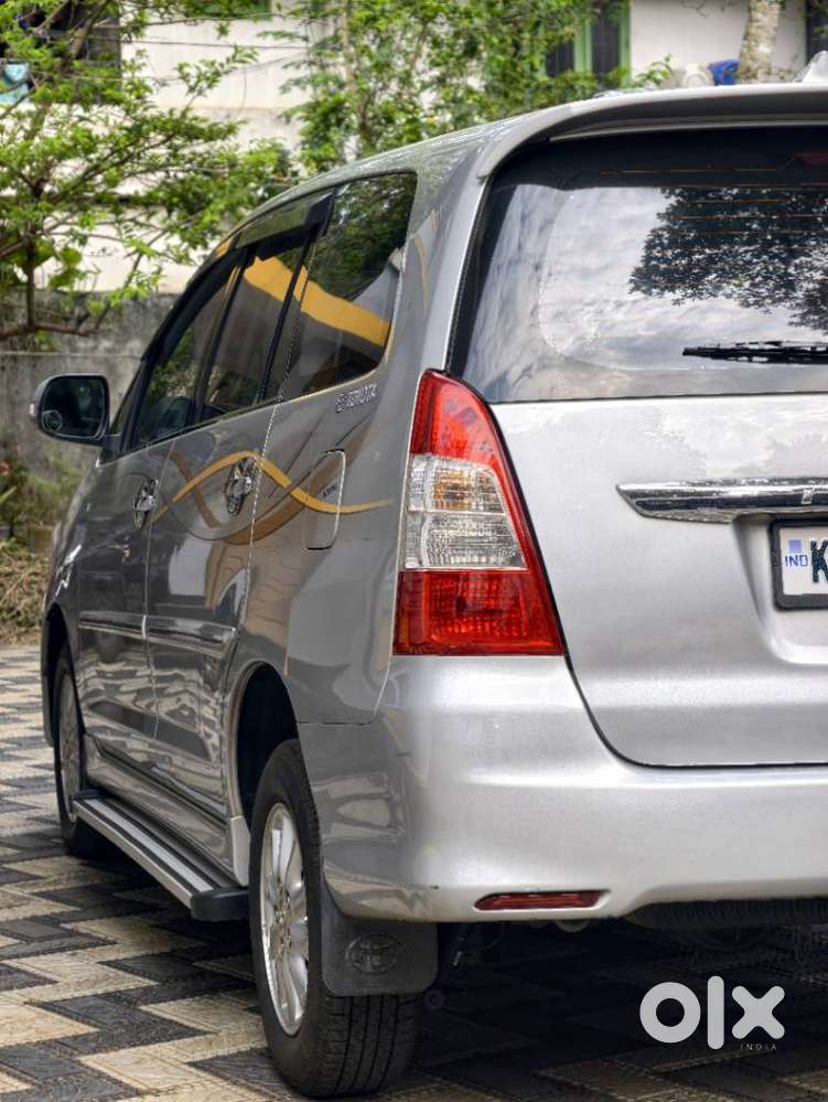 Toyota Innova 2.0 V, 2013, Diesel