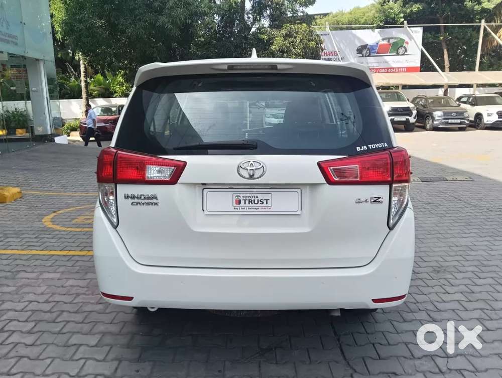 Toyota Innova Crysta [2020-ongoing] 2.4 Zx 7 Str, 2022, Diesel