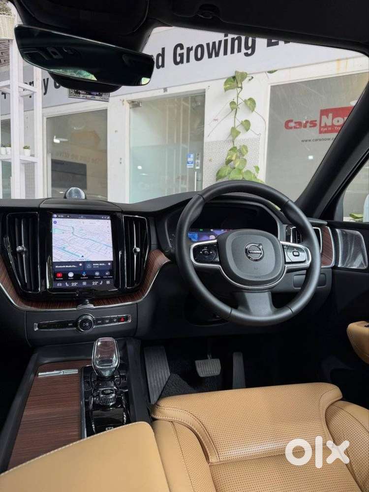 Volvo Xc60 Inscription D5, 2024, Petrol