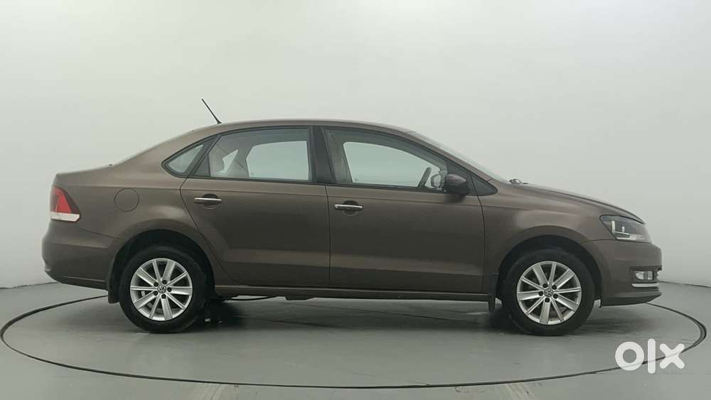 Volkswagen Vento 1.2 Tsi Highline At, 2016, Petrol