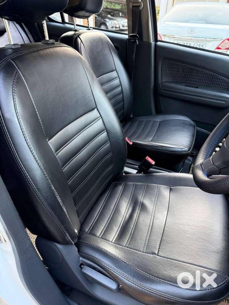 Maruti Suzuki Swift Vxi + Manual, 2013, Petrol