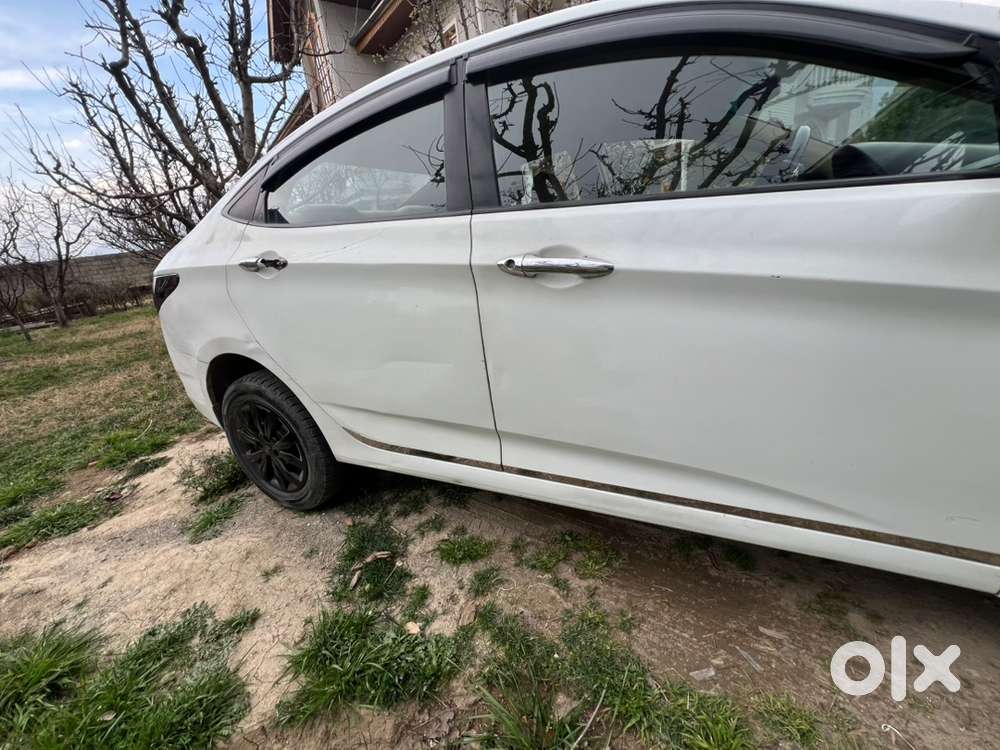 Hyundai Fluidic Verna 2013 Diesel Manual Car