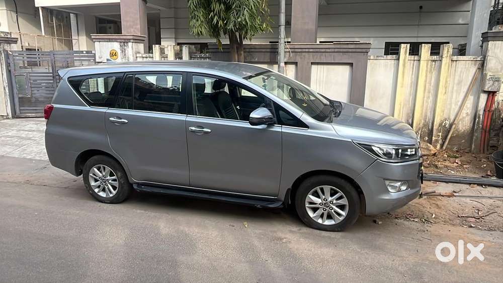 Toyota Innova Crysta 2017 Diesel 152000 Km Driven