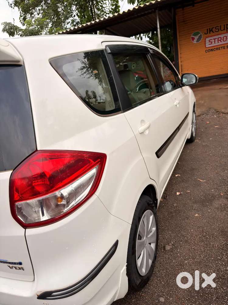 Maruti Suzuki Ertiga Vdi 2017