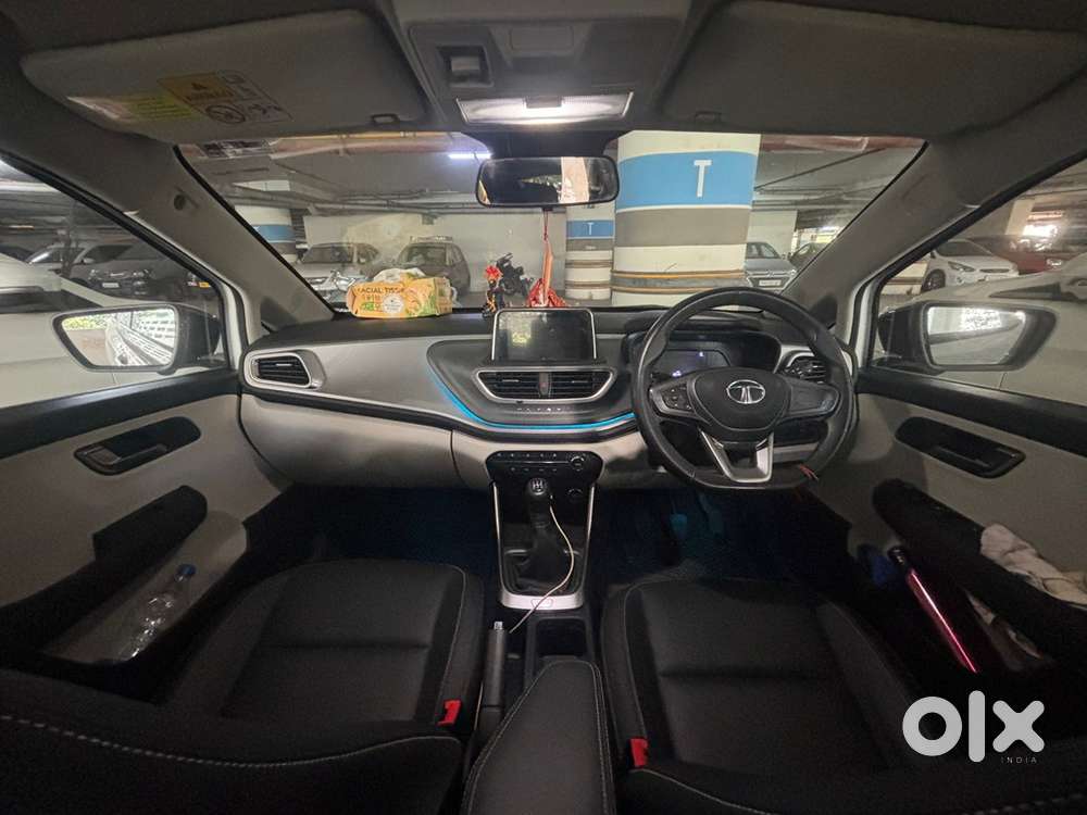 2023 Tata Altroz Icng Top Model