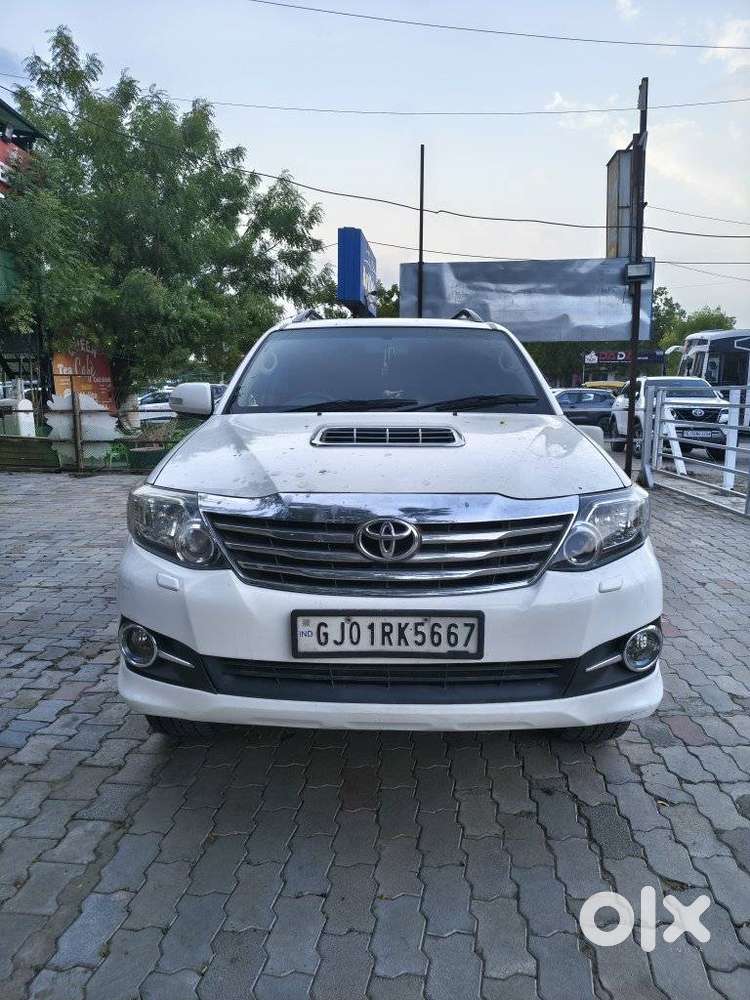 Toyota Fortuner 3.0 4x2 Automatic, 2015, Diesel