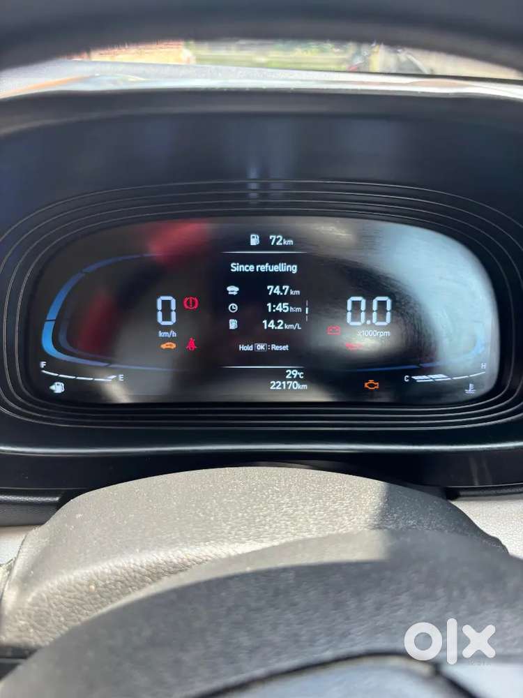 Hyundai Venue 2022 Petrol Showroom Condition