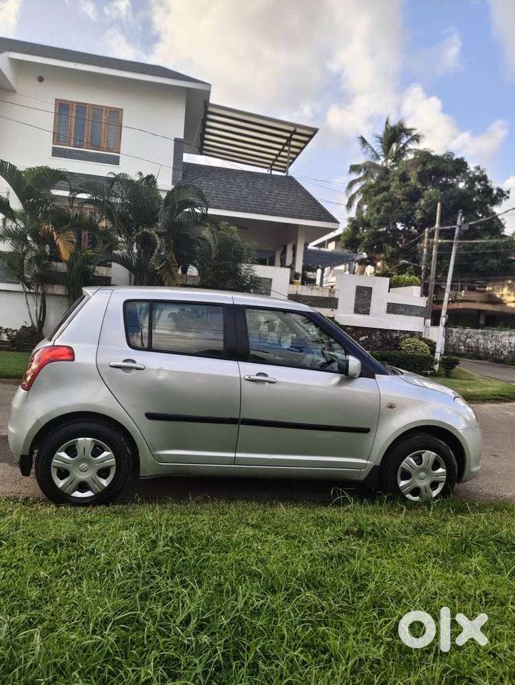 Maruti Suzuki Swift 1.2 Vxi (o), 2010, Petrol